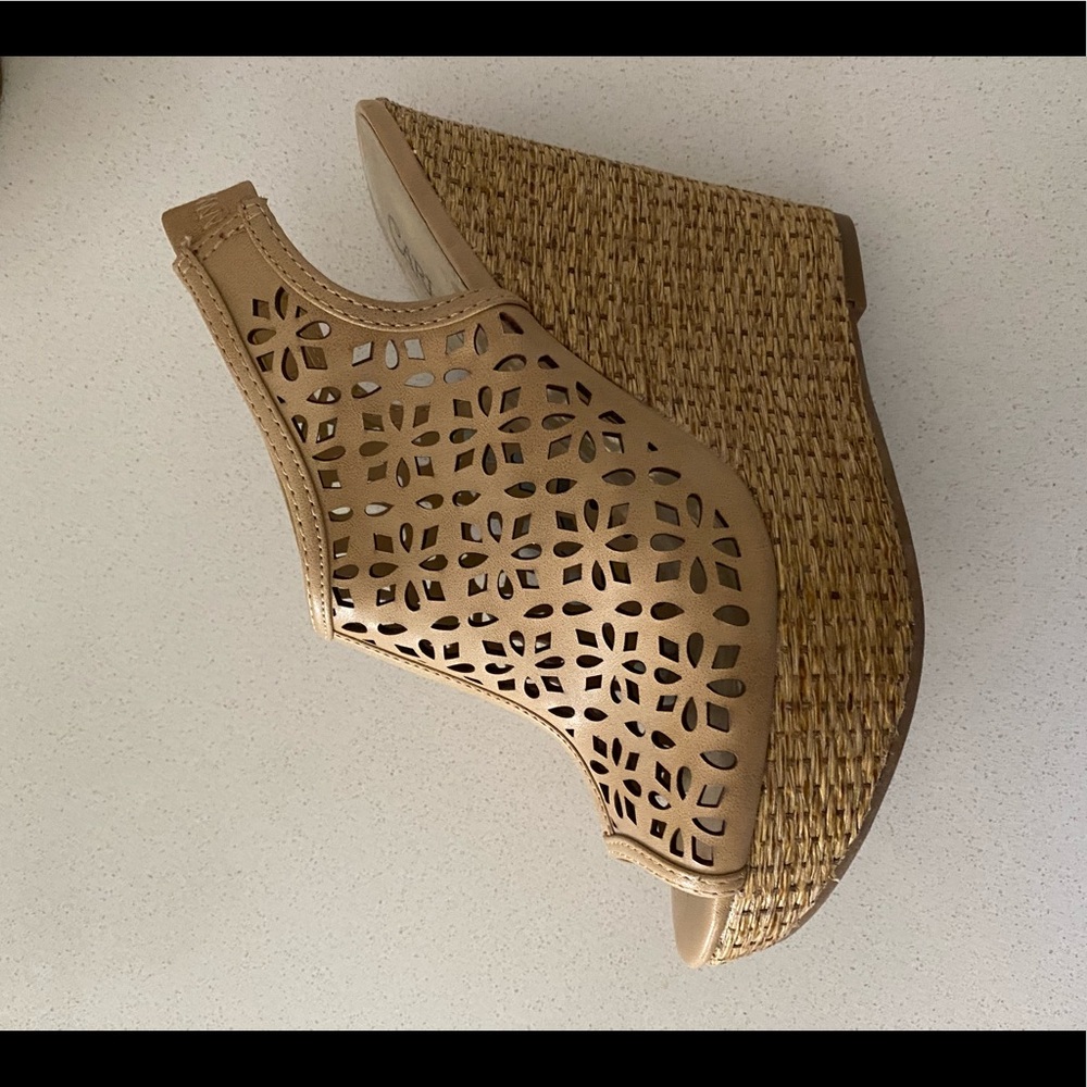 Women’s Carlos Santana heels